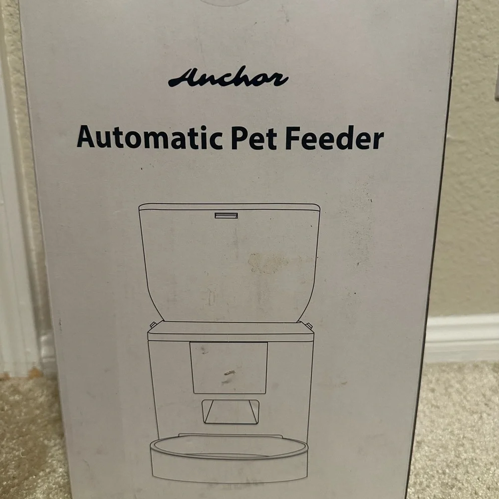 Anchor Automatic Dog Feeder - White and Silver